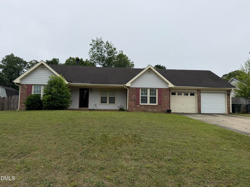 849 Santiato Dr, Fayetteville, NC 28314