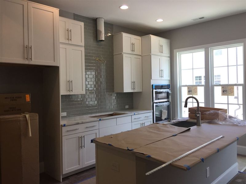 849 Wake Towne Dr #28, Raleigh, NC 27609