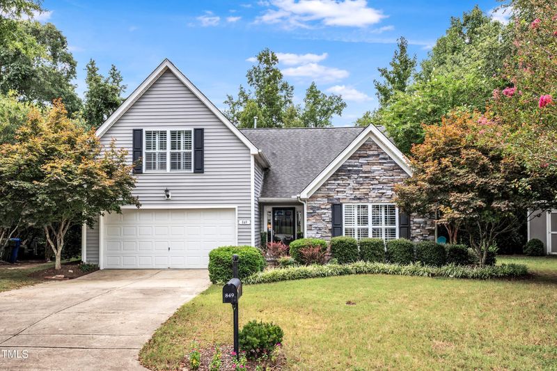 849 Willow Bay Dr, Fuquay Varina, NC 27526