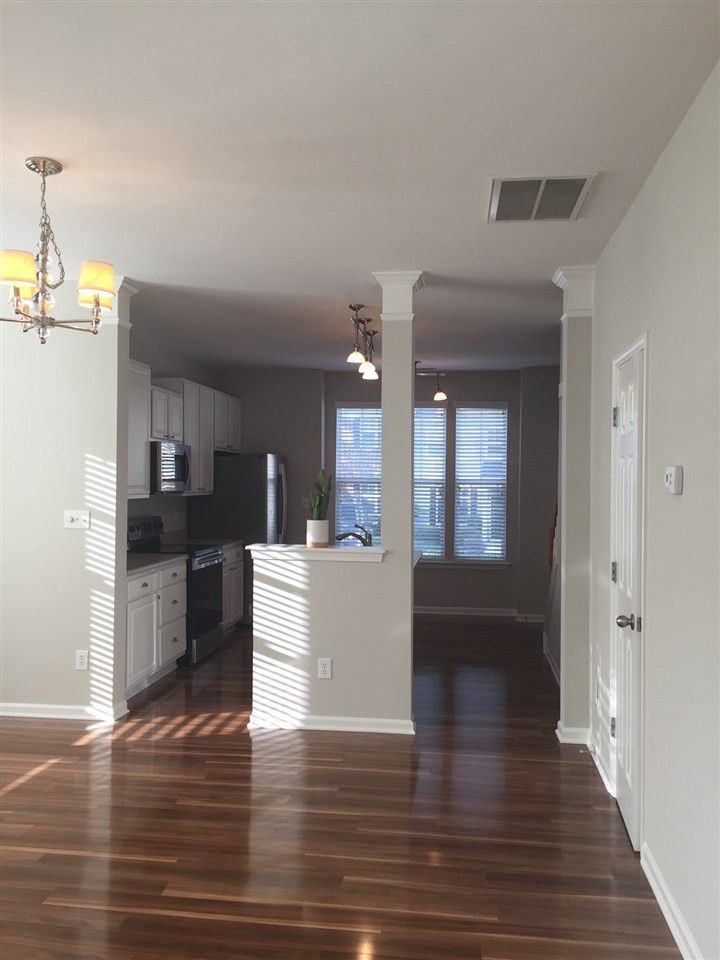 8499 Central Dr, Raleigh, NC 27613