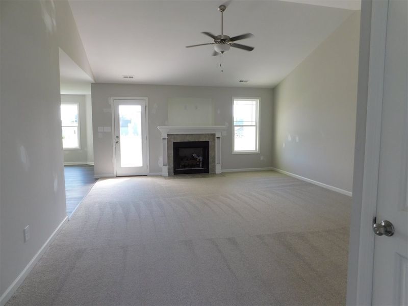 85 Agriculture St, Benson, NC 27504