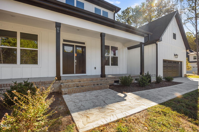 85 Arbor Dr, Youngsville, NC 27596