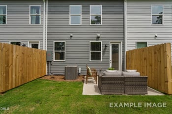 85 Chancellor Dr, Lillington, NC 27546