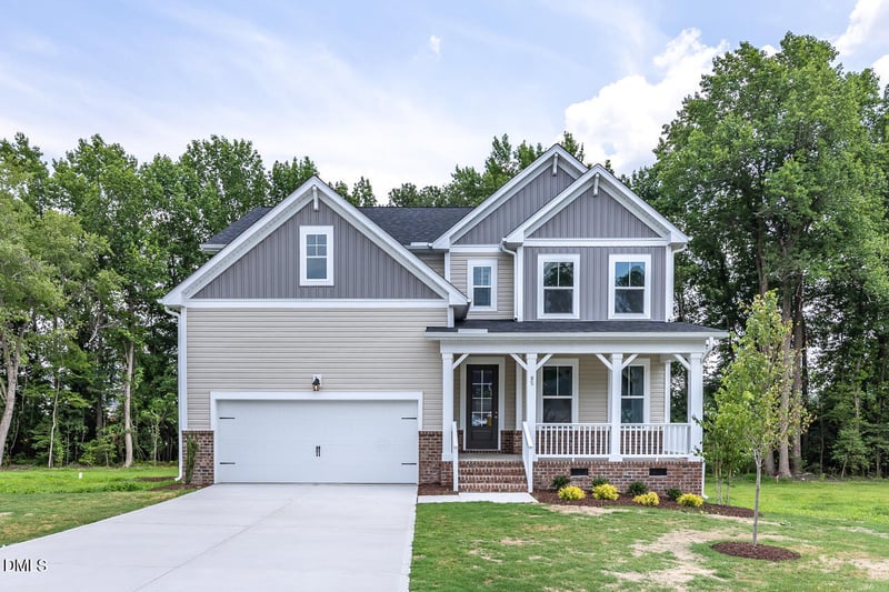 85 Charred Oak Ct, Lillington, NC 27546