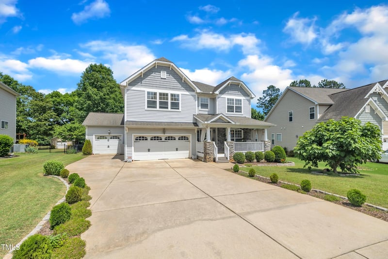 85 Clubhouse Dr, Youngsville, NC 27596