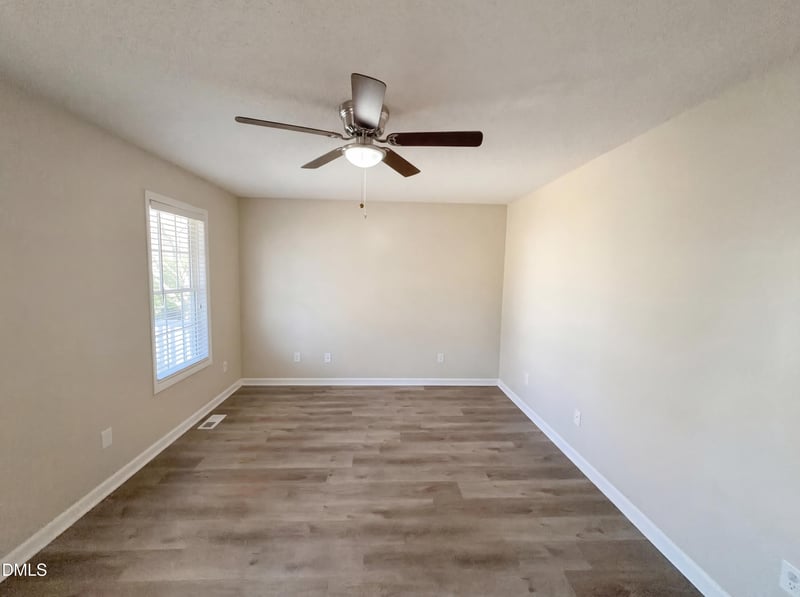 85 Elmbrook Ct, Fuquay Varina, NC 27526