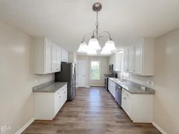 85 Elmbrook Ct, Fuquay Varina, NC 27526