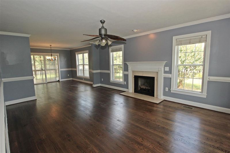 85 Hawley Ridge Dr, Dunn, NC 28334