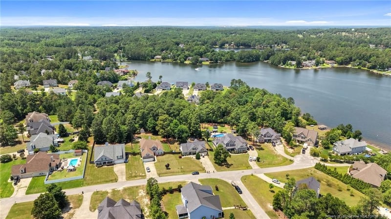 85 Lakewood Vw, Sanford, NC 27332
