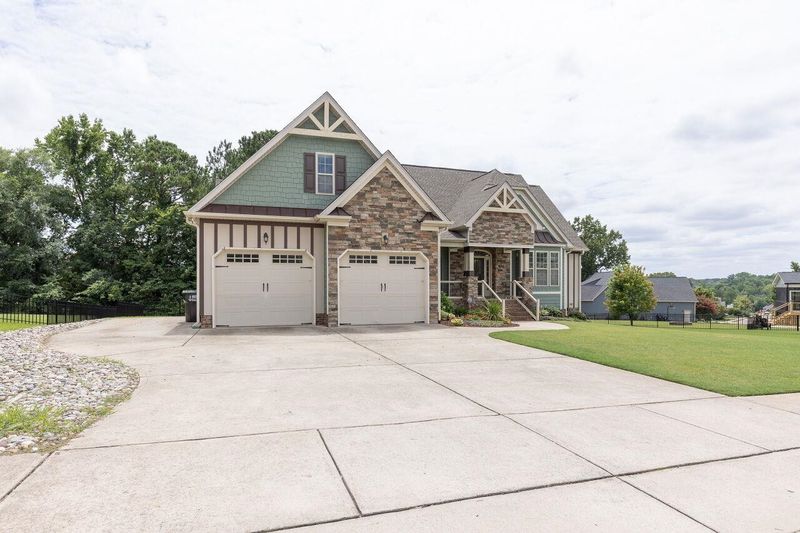 85 Meadowmist Dr, Garner, NC 27529