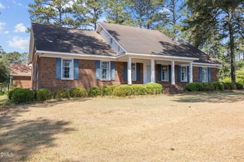 85 Oak St, Lillington, NC 27546