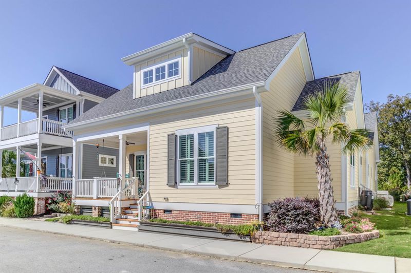85 Oglethorpe Ave, Clayton, NC 27527