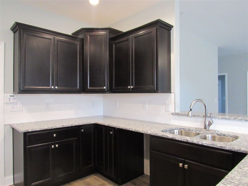 85 Thurman Dr, Clayton, NC 27527