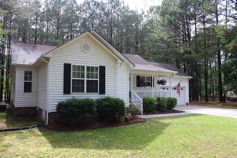 85 Troy Dr, Clayton, NC 27520