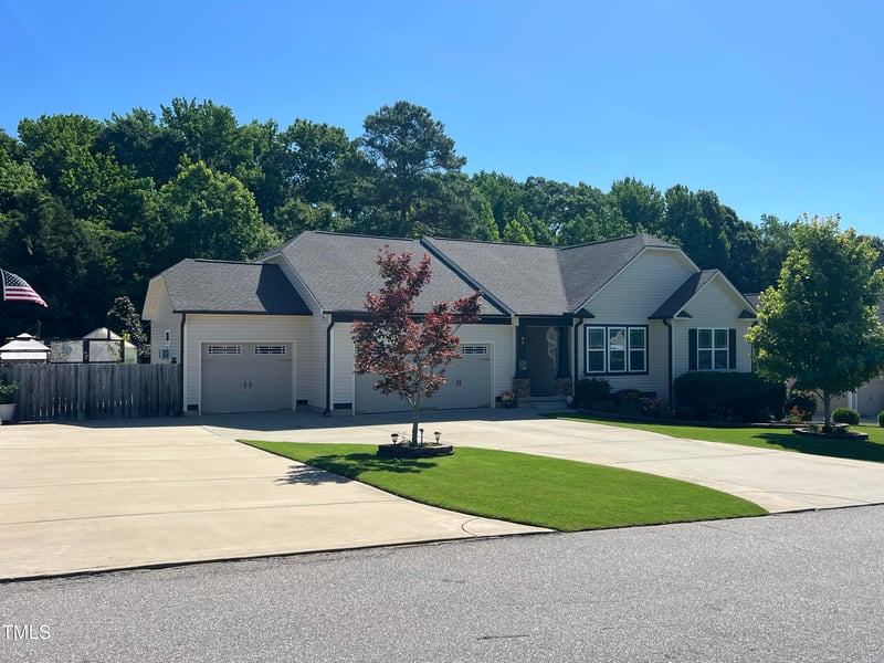 85 Willard Wood Rn, Benson, NC 27504