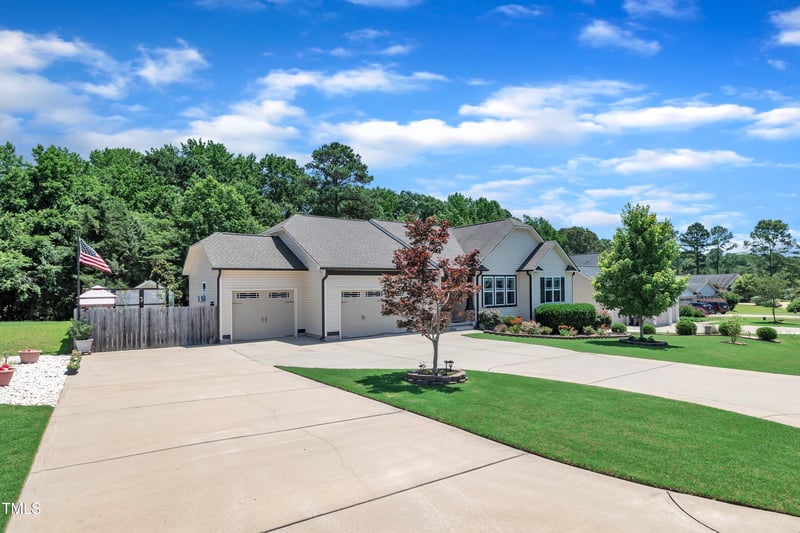 85 Willard Wood Rn, Benson, NC 27504