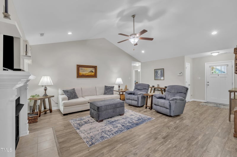 85 Willard Wood Rn, Benson, NC 27504