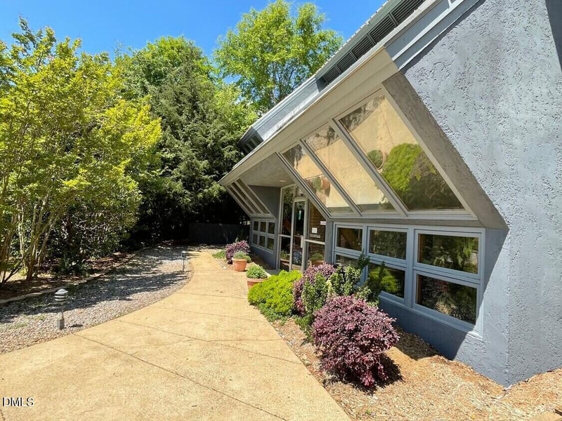 850 Morgan St, Raleigh, NC 27603