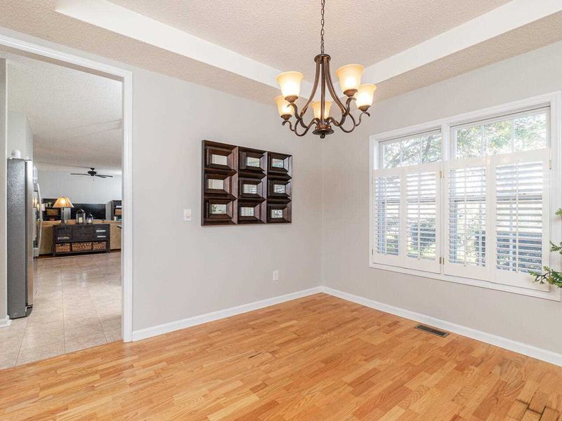 8500 Metronome Ln, Raleigh, NC 27613