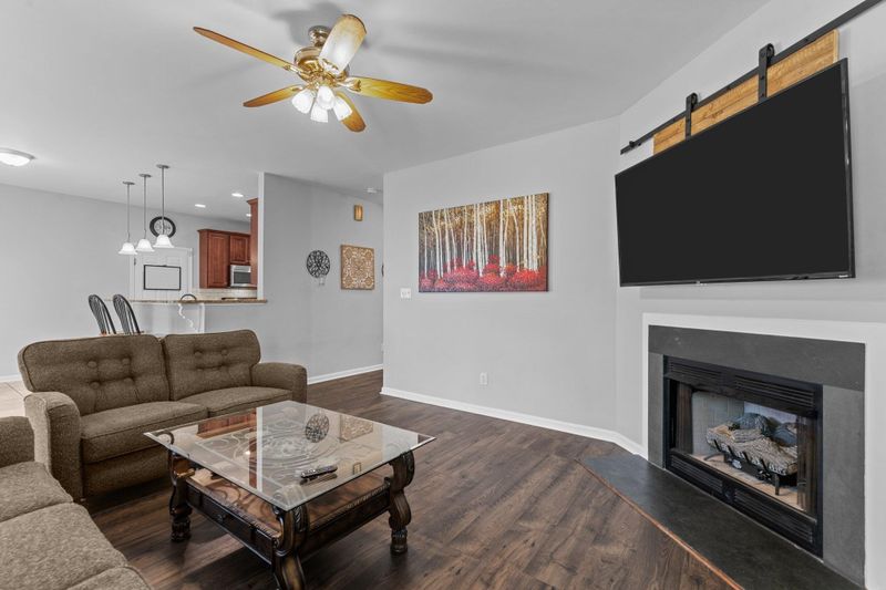 8500 Neuse Hunter Dr, Raleigh, NC 27616