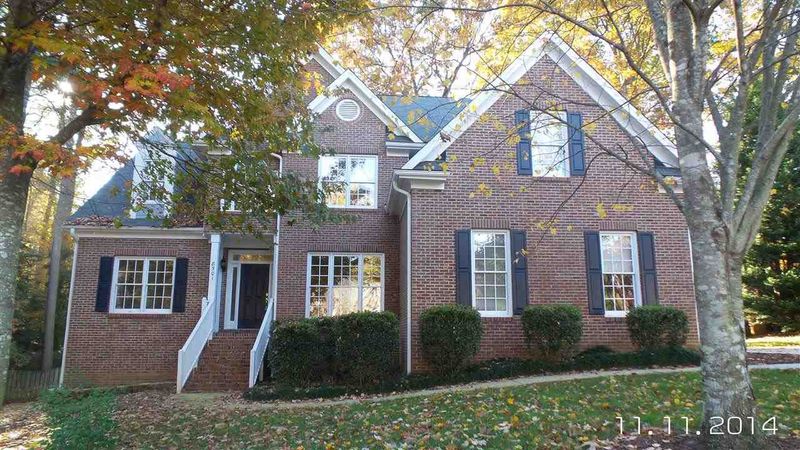 8501 Bluff Pointe Ct, Raleigh, NC 27615