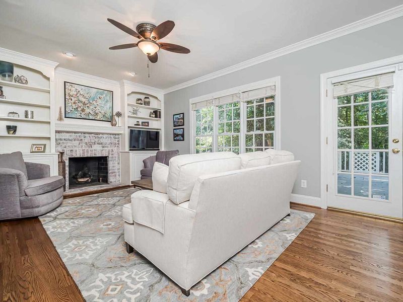 8501 Caldbeck Dr, Raleigh, NC 27615