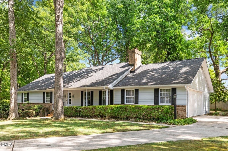 8501 Shadow Wood Pl, Raleigh, NC 27613