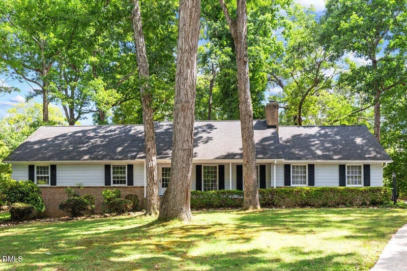 8501 Shadow Wood Pl, Raleigh, NC 27613