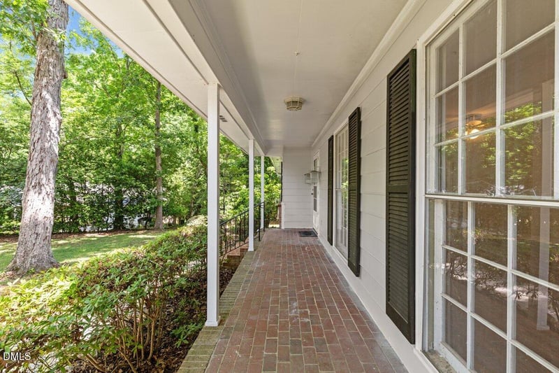 8501 Shadow Wood Pl, Raleigh, NC 27613