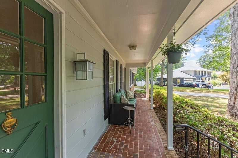 8501 Shadow Wood Pl, Raleigh, NC 27613