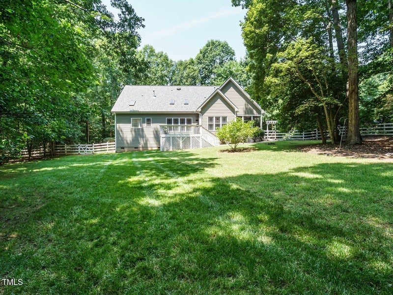 8504 Carlton Oaks Dr, Wake Forest, NC 27587