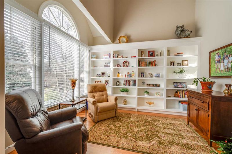 8504 Old Deer Trl, Raleigh, NC 27615