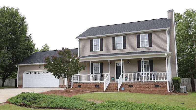 8504 Rockcliff Rd, Raleigh, NC 27603