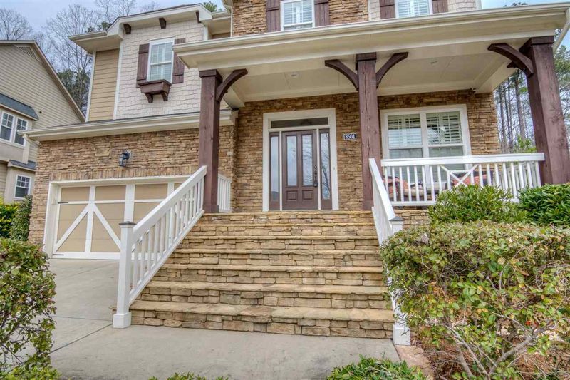 8504 Stonechase Dr, Raleigh, NC 27613