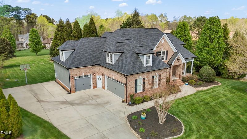 8505 Mangum Hollow Dr, Wake Forest, NC 27587