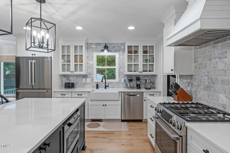 8505 Stonegate Dr, Raleigh, NC 27615