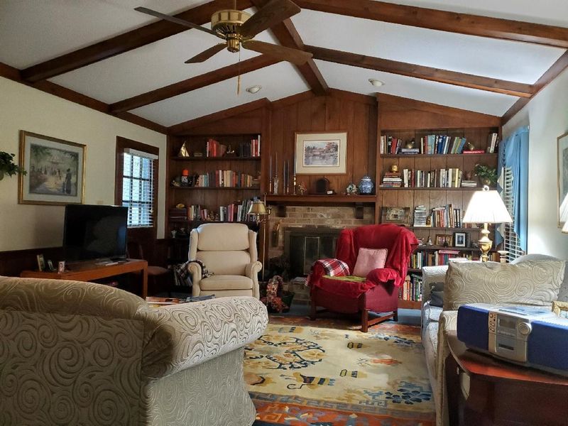 8508 Stonegate Dr, Raleigh, NC 27615