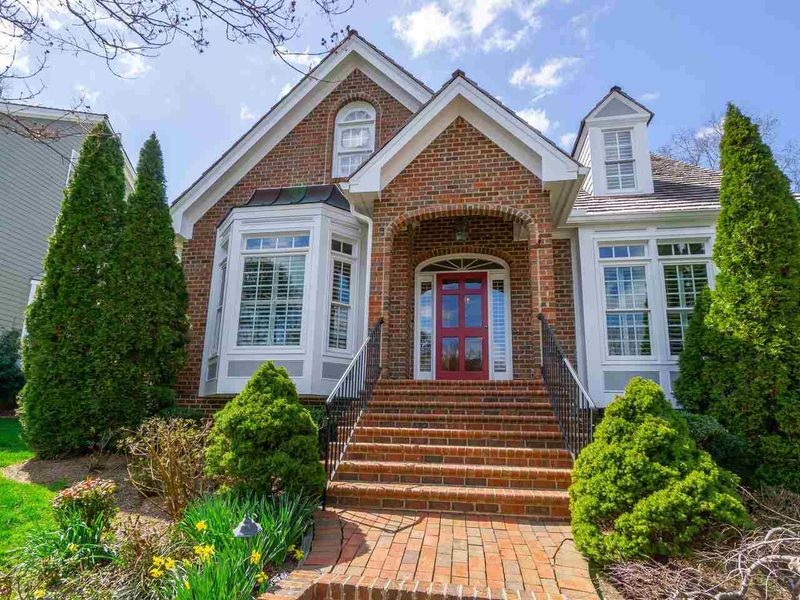 8509 Harkers Ct, Raleigh, NC 27615