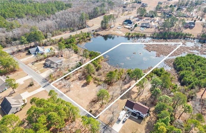 8509 Independence Dr, Hope Mills, NC 28348