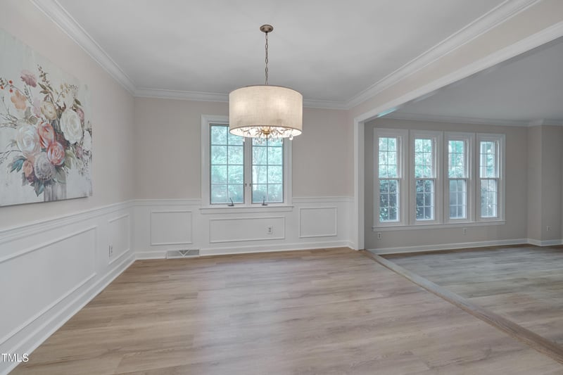 8509 Valley Brook Dr, Raleigh, NC 27613