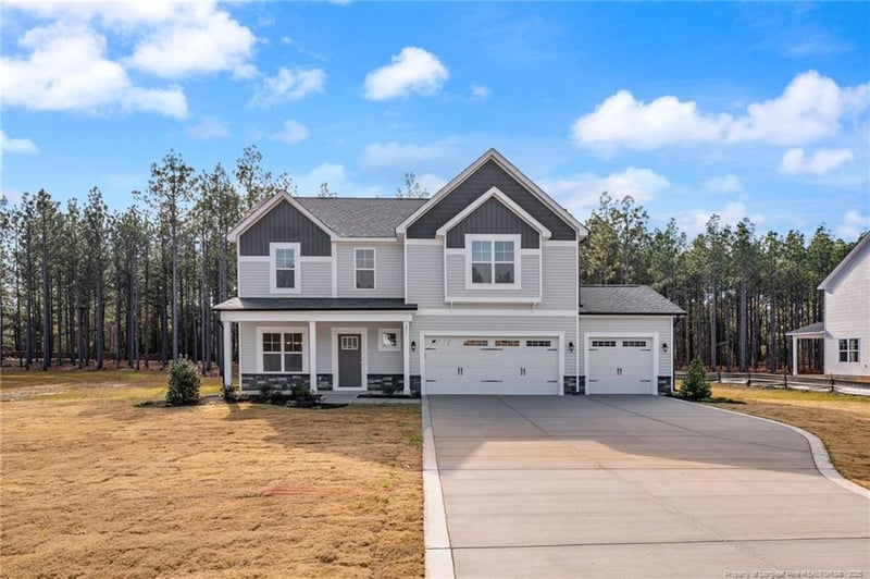 851 Rhum Dr, Fayetteville, NC 28311