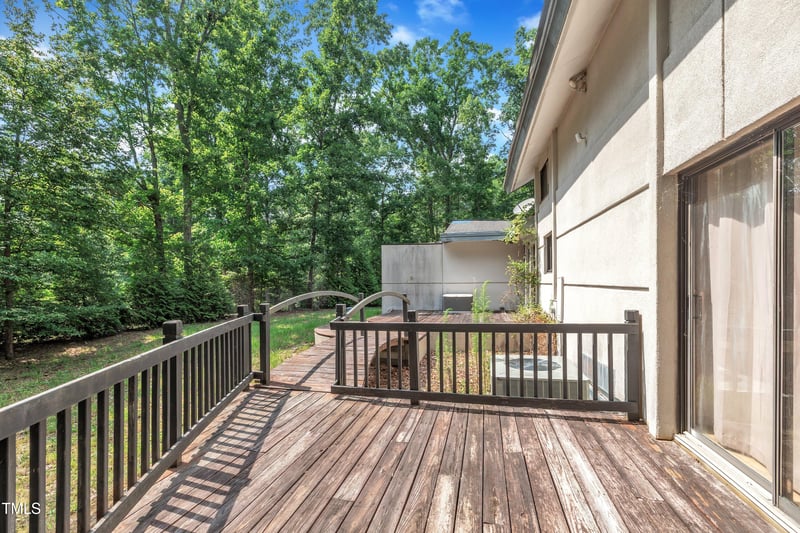 8510 Dunlee Falls Rd, Raleigh, NC 27613