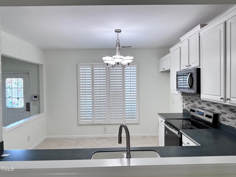 8510 Silhouette Pl, Raleigh, NC 27613