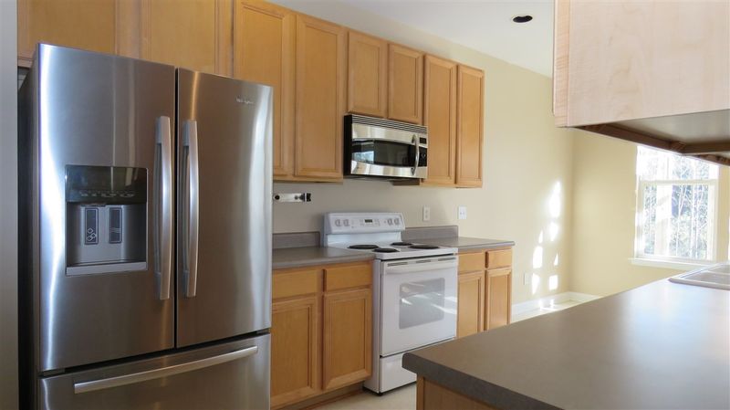 8510 Slabstone Ct, Raleigh, NC 27613