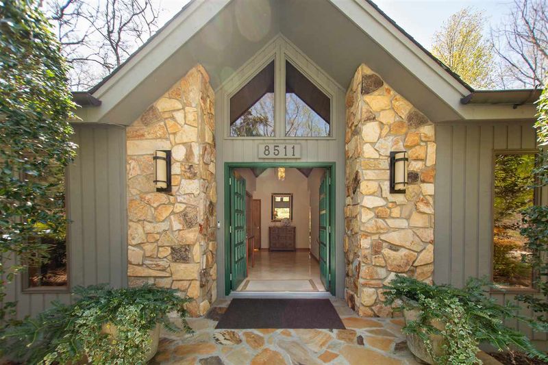8511 Bromley Rd, Hillsborough, NC 27278
