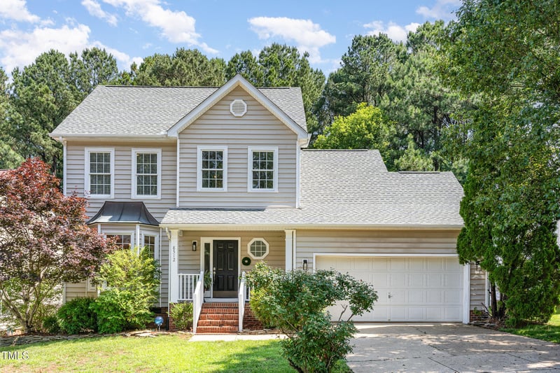 8512 Erinsbrook Dr, Raleigh, NC 27617