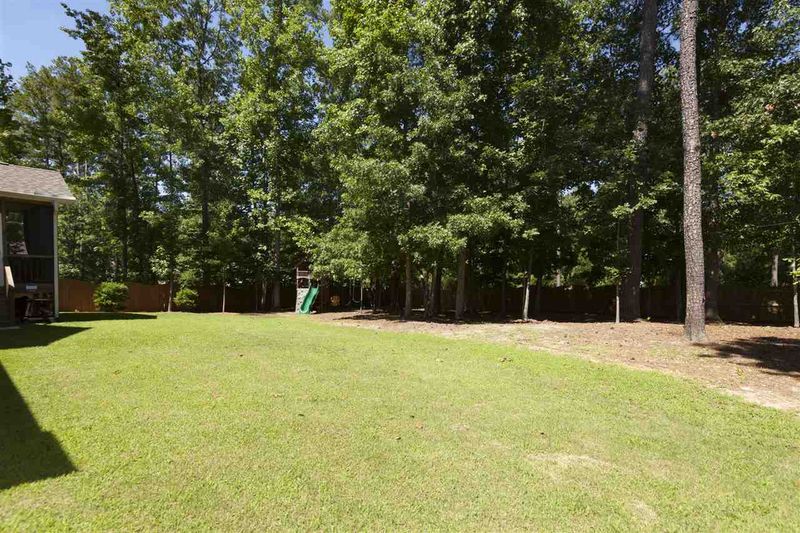 8512 Newberry Grove Dr, Apex, NC 27539