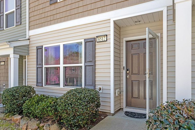 8512 Quarton Dr, Raleigh, NC 27616