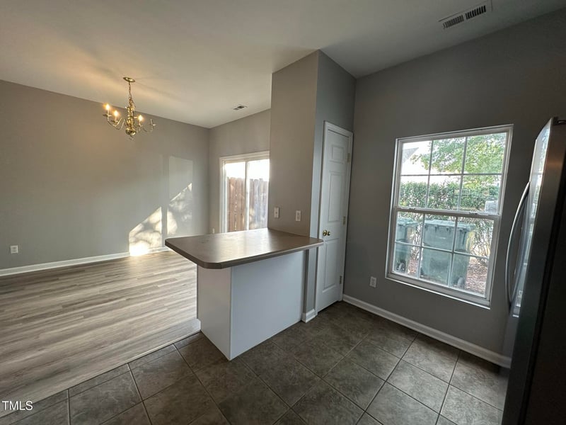 8512 Silhouette Pl, Raleigh, NC 27613