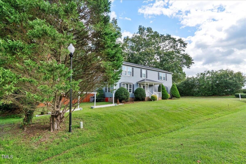 8513 Kenridge Ln, Fuquay Varina, NC 27526